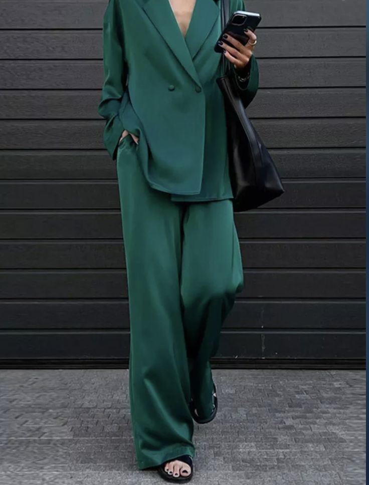 Комплект атласный тёмно-зелёный