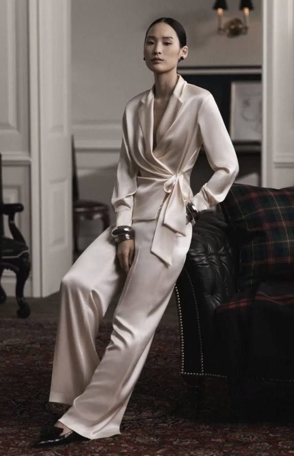 Комплект атласный молочный